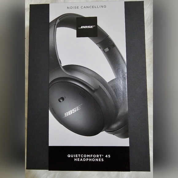 Bose Quietcomfort 45 Headphones - Picture 1 of 4